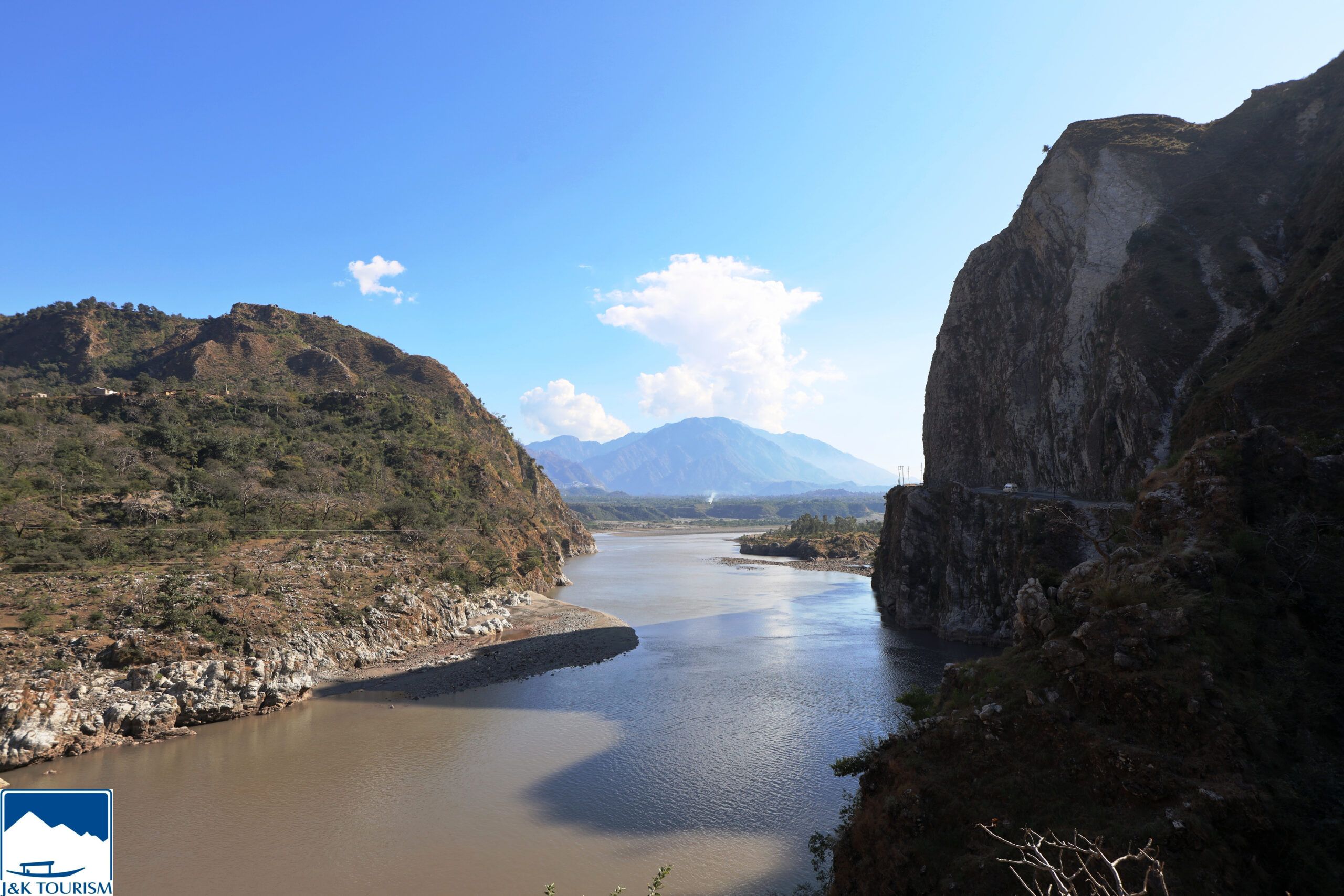 Siard Baba Unveiled: An Oasis in the Heart of Kashmir